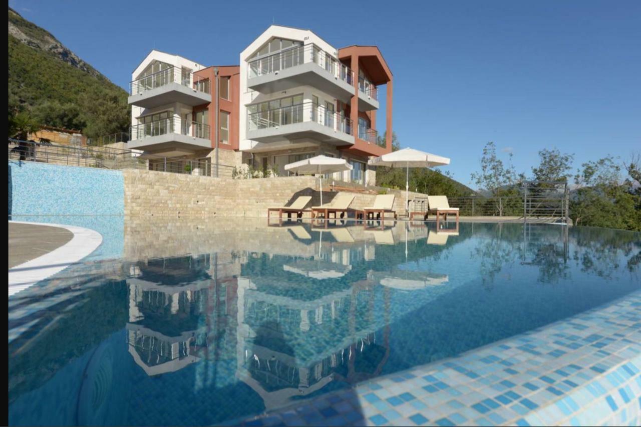 Apartments Acacia Hill Ðenovići エクステリア 写真